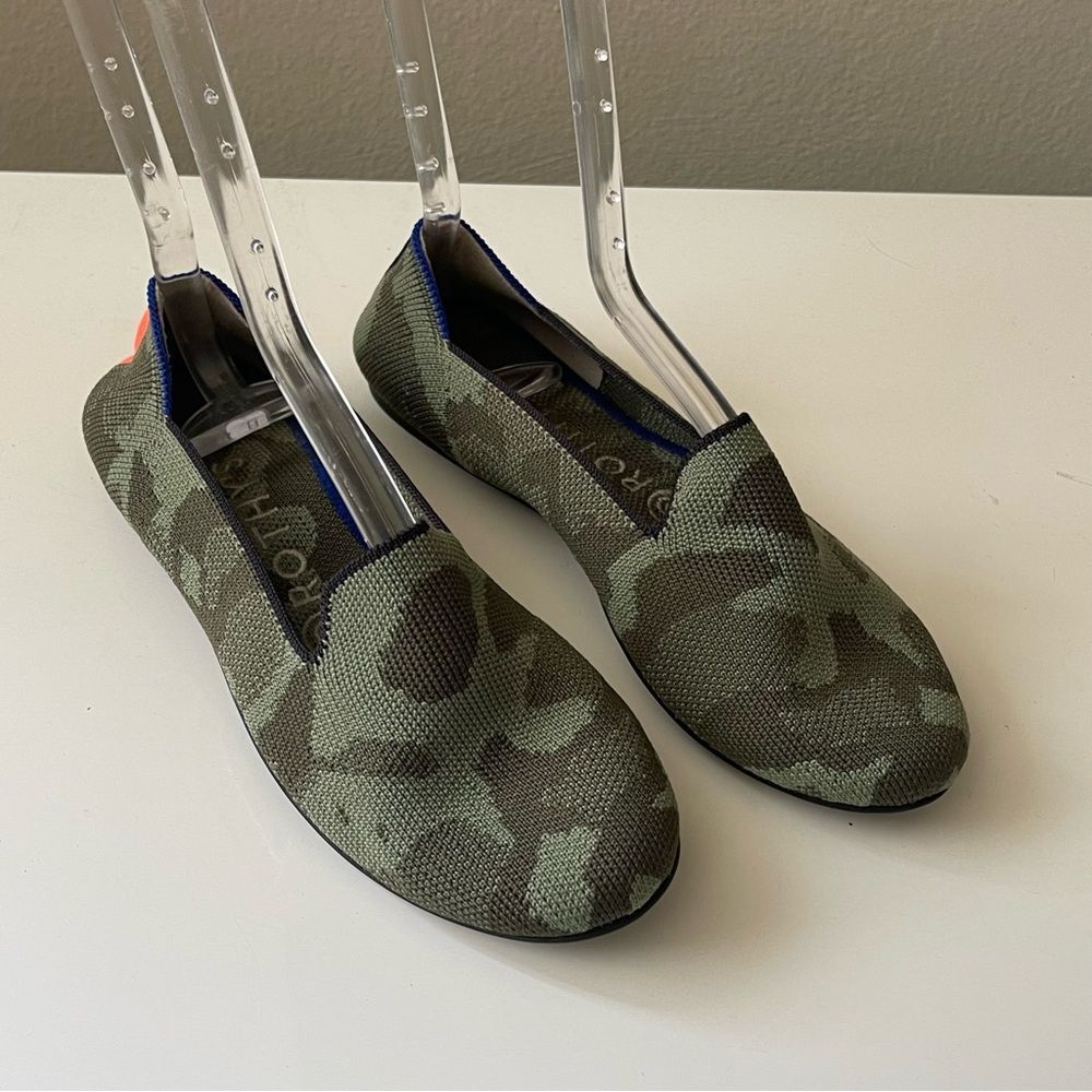 ROTHY’s Shoes Flat Woman Camo Color Round Toe Size 6 - Picture 3 of 7